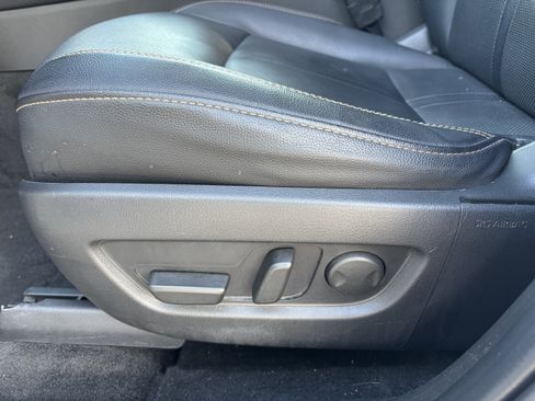 Used 2024 MAZDA CX-90 3.3 Turbo w/ Preferred Plus image 11