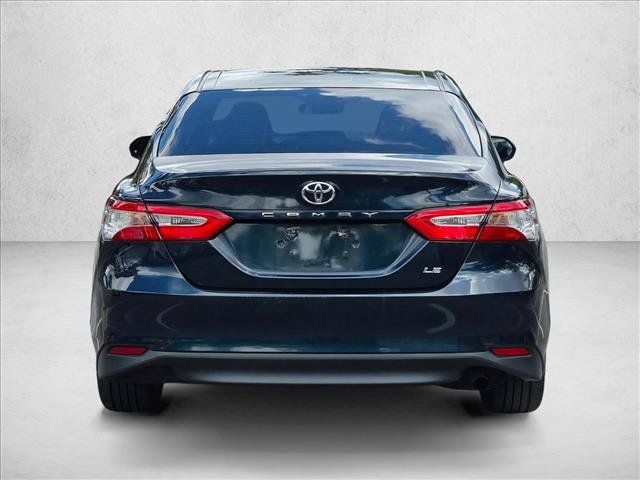 Used 2018 Toyota Camry LE FWD image 3