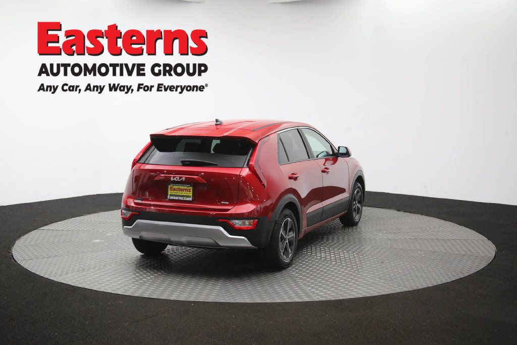 Used 2025 Kia Niro LX FWD image 40