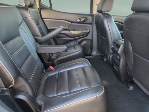 Used 2019 GMC Acadia Denali image 27