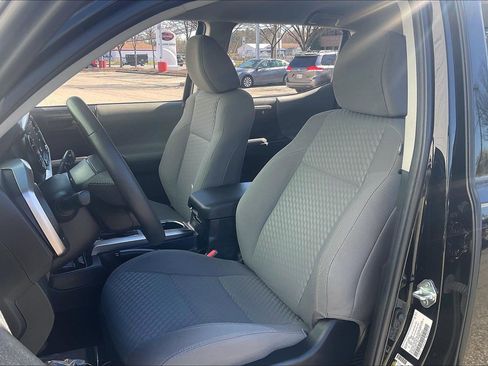 Used 2023 Toyota Tacoma SR5 image 29