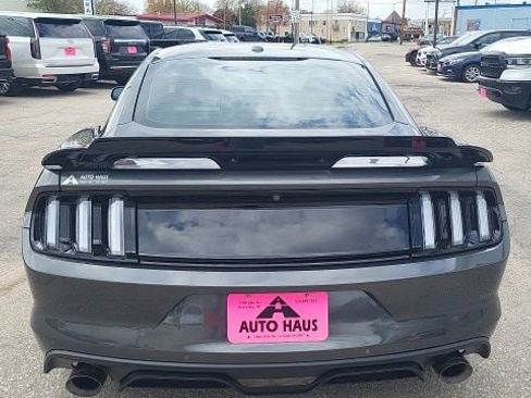 Used 2017 Ford Mustang GT Premium w/ GT Performance Package RWD image 19