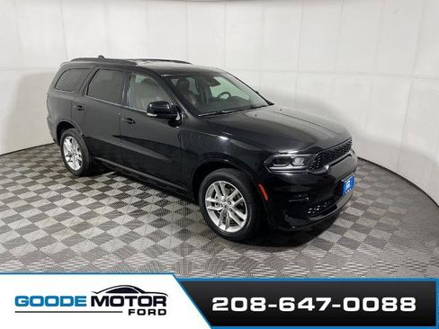 Used 2023 Dodge Durango GT image 1