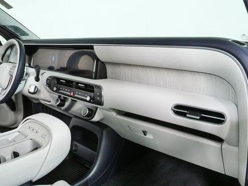 Certified 2026 Hyundai Palisade Calligraphy FWD image 23