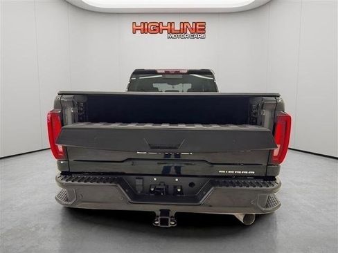 Used 2021 GMC Sierra 3500 Denali w/ Denali Ultimate Package AWD/4WD image 6