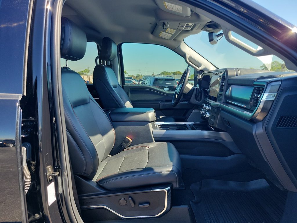 Used 2023 Ford F250 Lariat w/ Black Appearance Package AWD/4WD image 28