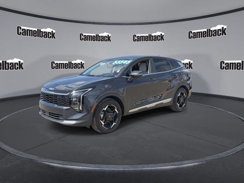 Used 2026 Kia Sportage EX FWD image 4