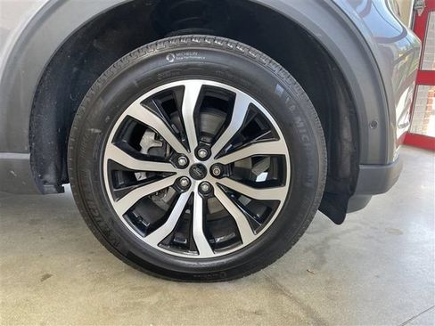 Used 2021 Ford Explorer ST w/ Equipment Group 401A AWD/4WD image 10