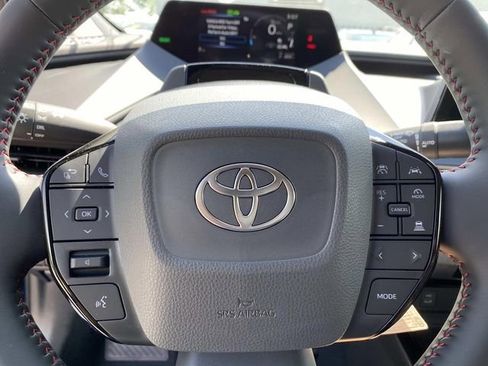 New 2026 Toyota Prius Plug-In Hybrid FWD image 12