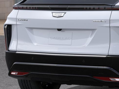 New 2026 Cadillac Lyriq Luxury AWD/4WD image 14