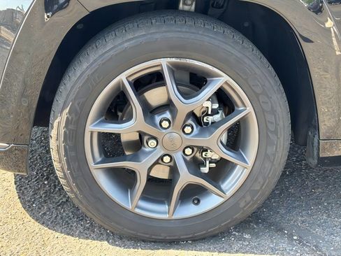 Used 2020 Jeep Grand Cherokee Limited X RWD image 10