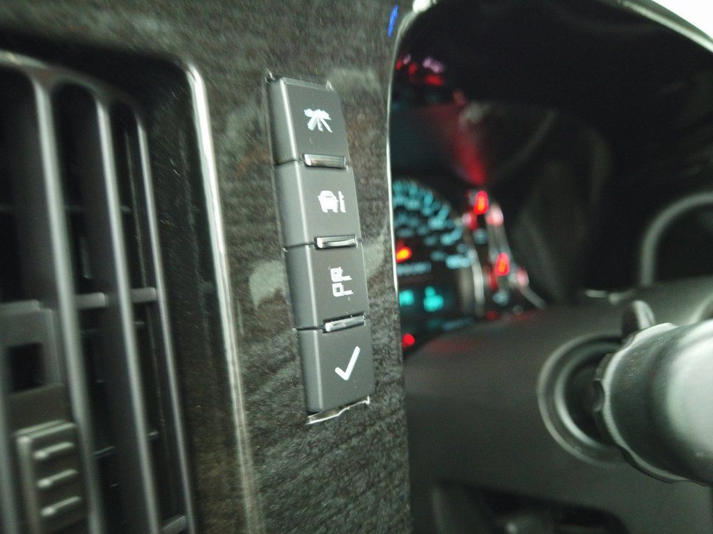 Used 2020 GMC Savana 2500 Extended w/ Enhanced Convenience Package RWD image 23