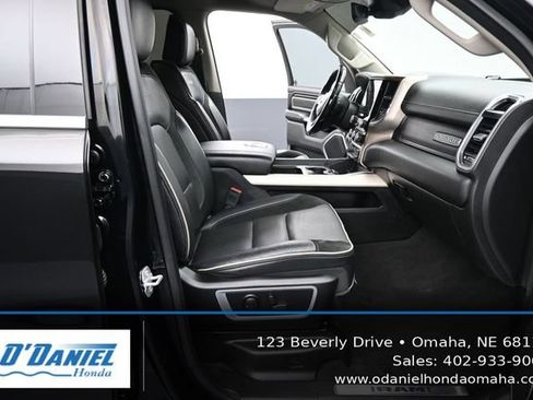 Used 2022 RAM 1500 Laramie AWD/4WD image 39