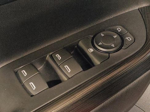 Used 2018 GMC Acadia SLT FWD image 27