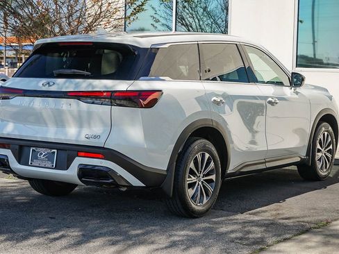 Certified 2025 INFINITI QX60 Pure image 6