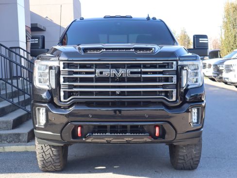 Used 2020 GMC Sierra 2500 AT4 w/ Technology Package image 4
