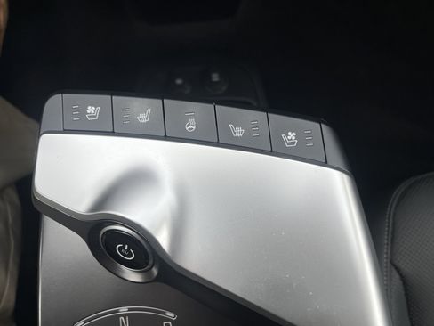 Used 2022 Kia EV6 Wind w/ Wind Technology Package image 33