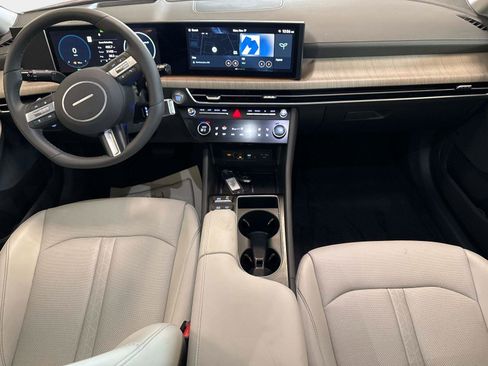 New 2025 Hyundai Sonata Limited image 16