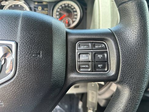 Used 2016 RAM 1500 Express AWD/4WD image 19