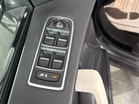 Used 2019 Jaguar F-PACE Prestige AWD/4WD image 31
