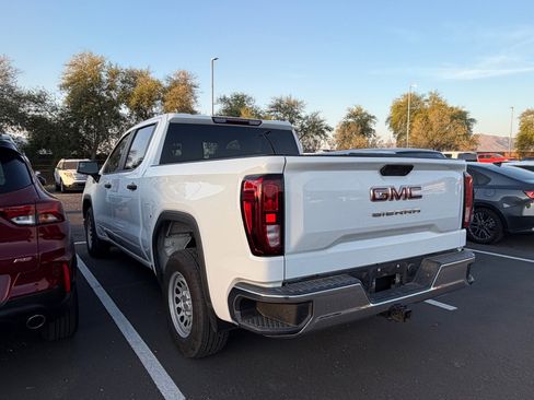 Used 2022 GMC Sierra 1500 Pro w/ Convenience Package image 4