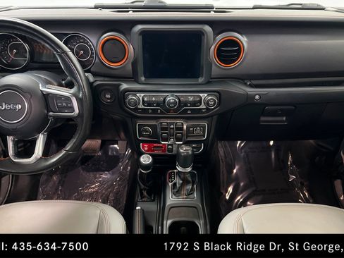 Used 2022 Jeep Gladiator Mojave w/ LED Lighting Group image 13