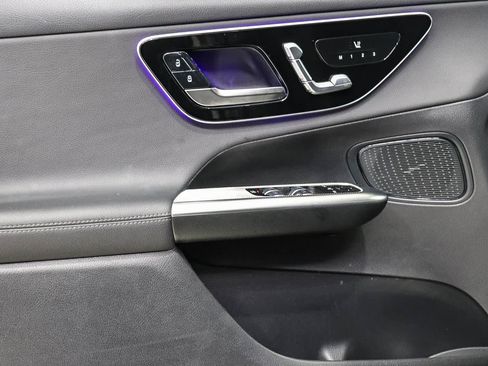 Certified 2025 Mercedes-Benz GLC 350e 4MATIC image 21