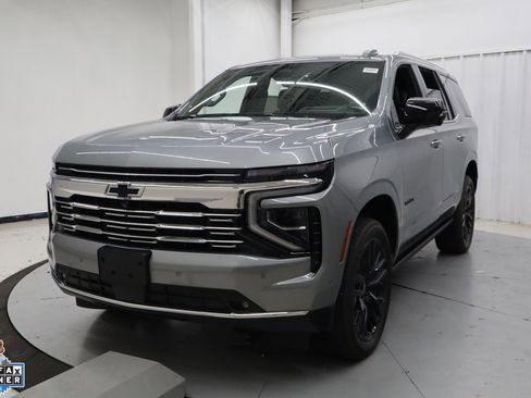 Used 2025 Chevrolet Tahoe Premier AWD/4WD image 8