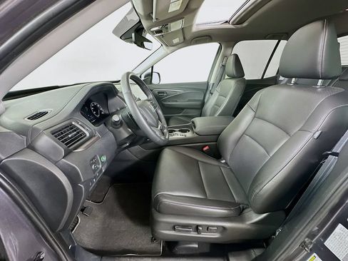 Certified 2025 Honda Ridgeline RTL image 20