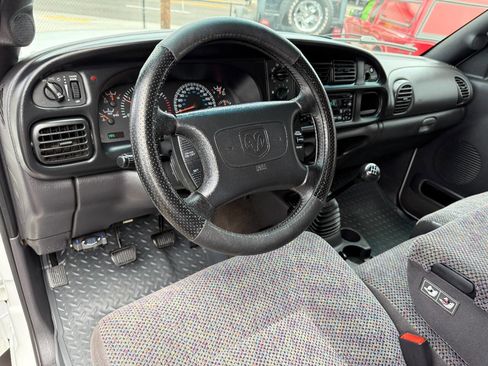 Used 1999 Dodge Ram 2500 Truck 4x4 Quad Cab image 16