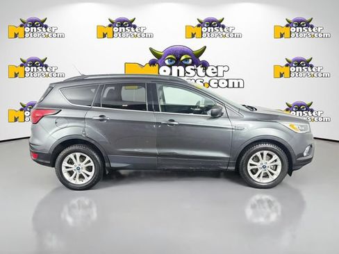 Used 2019 Ford Escape SEL AWD/4WD image 4