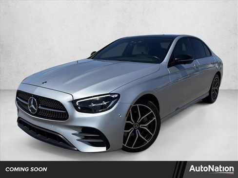 Used 2022 Mercedes-Benz E 450 4MATIC Sedan image 1