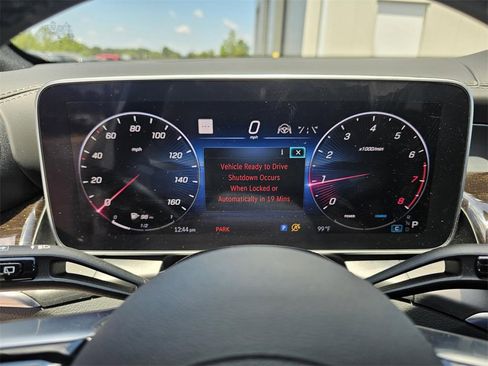 Used 2024 Mercedes-Benz GLC 300 image 16