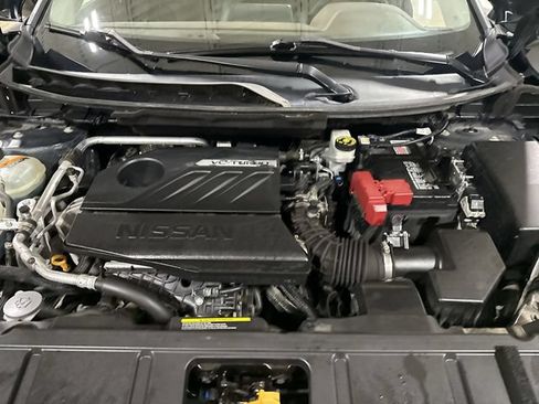Used 2023 Nissan Rogue SV FWD image 24