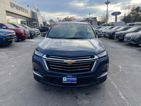 Used 2023 Chevrolet Traverse LT w/ LT Premium Package image 9