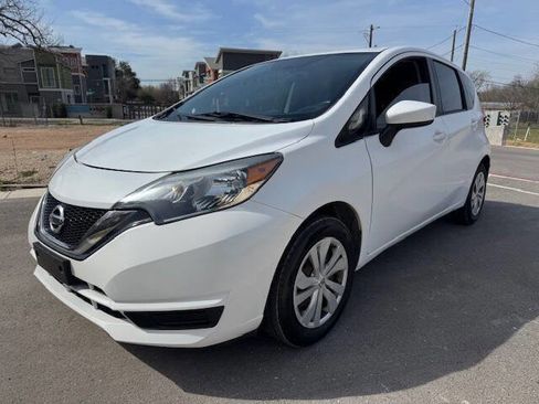Used 2017 Nissan Versa Note SV image 3