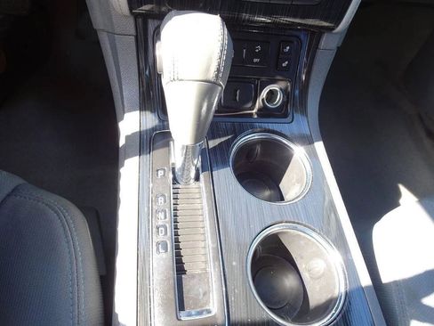 Used 2016 Chevrolet Traverse LT image 28