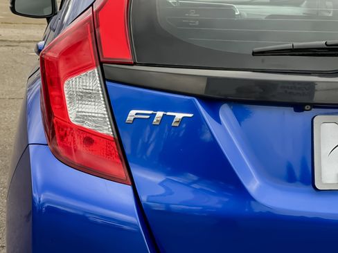 Used 2017 Honda Fit LX image 26