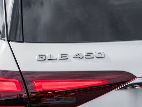 New 2026 Mercedes-Benz GLE 450 4MATIC image 9