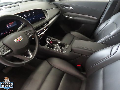 Used 2025 Cadillac XT4 Premium Luxury FWD image 20