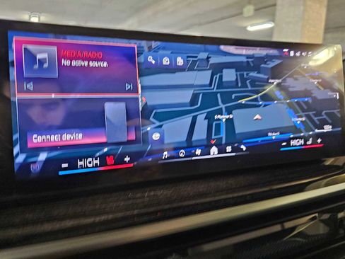 New 2026 BMW X5 xDrive40i w/ M Sport Package image 14