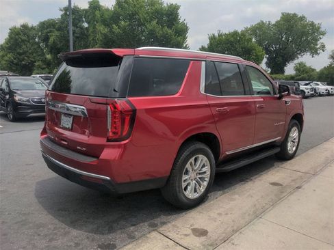 Certified 2024 GMC Yukon SLT w/ SLT Luxury Package image 9
