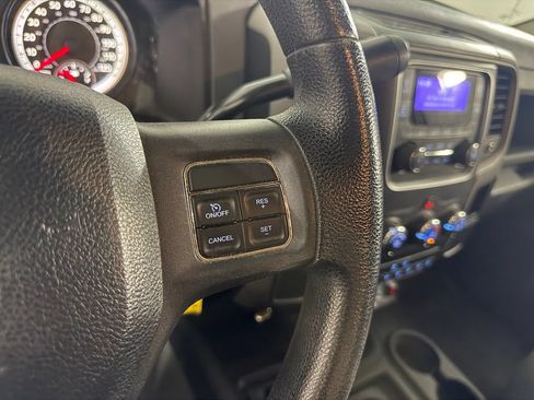 Used 2014 RAM 2500 Tradesman w/ Chrome Appearance Group AWD/4WD image 14