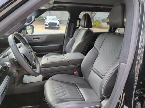 Used 2025 INFINITI QX80 Autograph w/ Autograph Exterior Package image 17