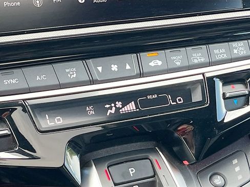 Used 2025 Honda Odyssey Sport-L image 15