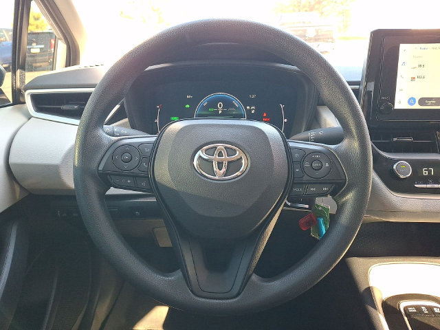 Used 2026 Toyota Corolla LE FWD image 11
