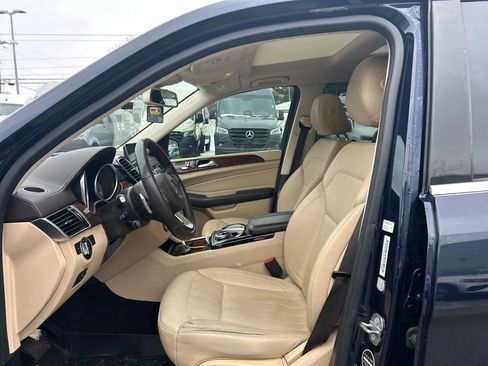 Certified 2019 Mercedes-Benz GLS 450 4MATIC image 39