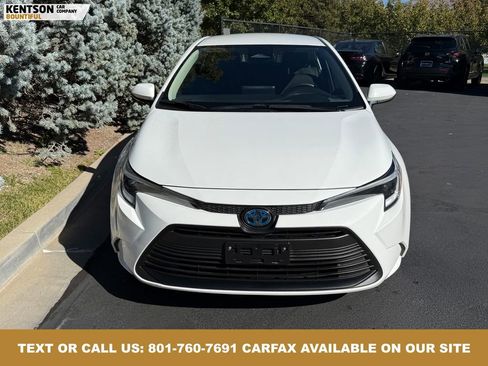 Used 2024 Toyota Corolla LE image 2