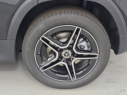 New 2026 Mercedes-Benz GLB 250 4MATIC image 32