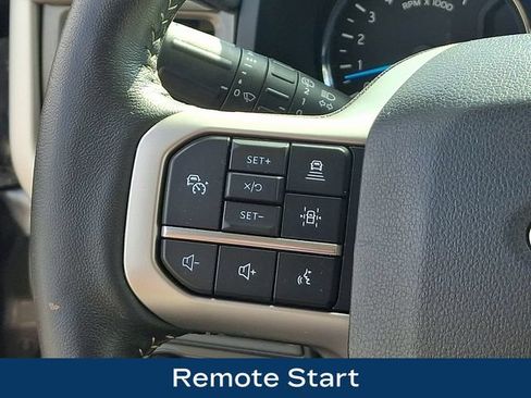 Used 2024 Ford Expedition Max XLT AWD/4WD image 7